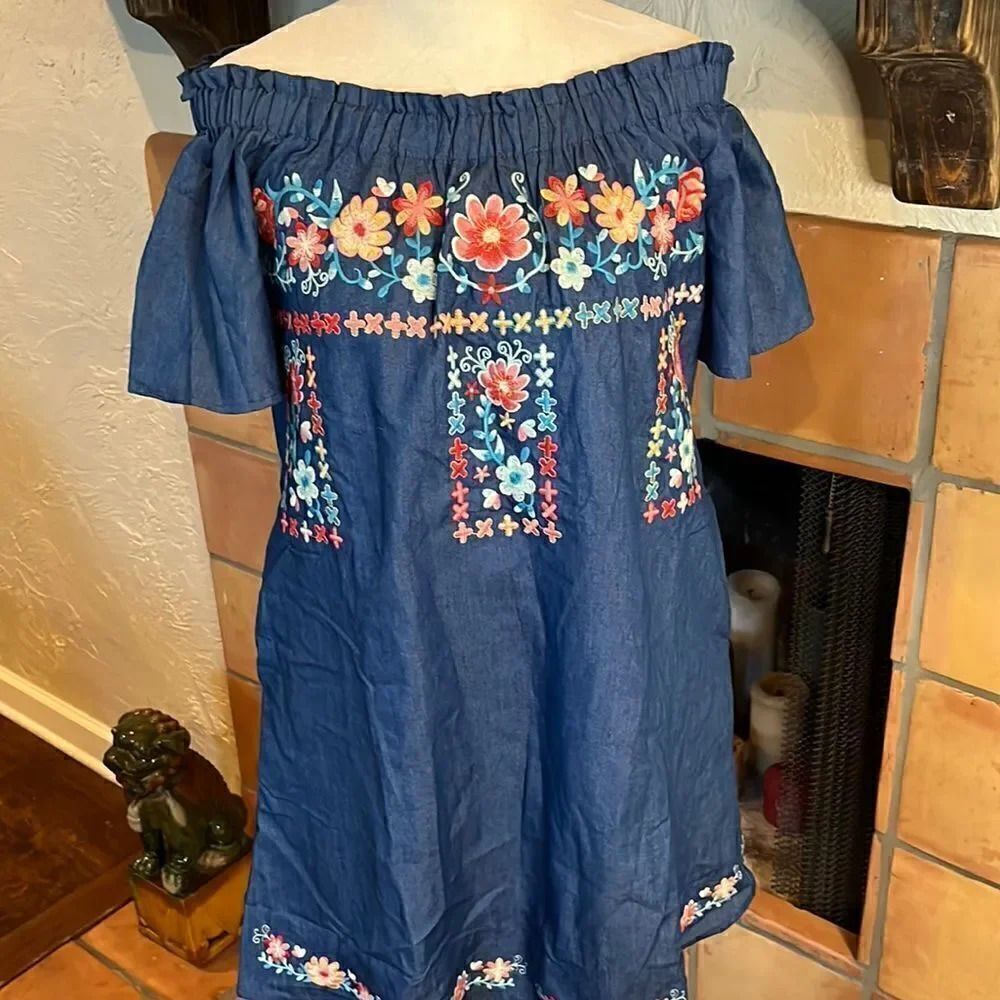 Savanna Jane floral embroidered chambray off the shoulder dress, S!